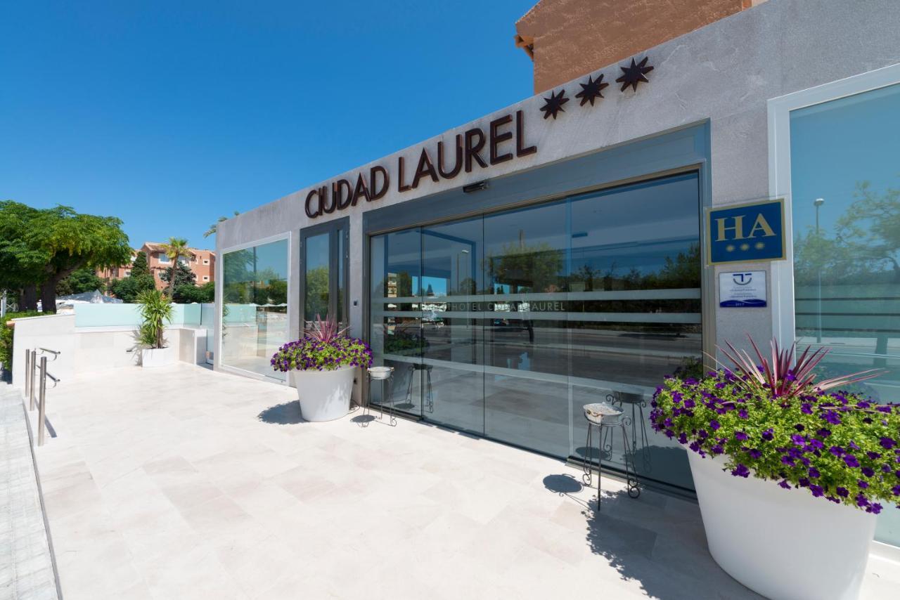 كالا مييور Aparthotel Ciudad Laurel المظهر الخارجي الصورة