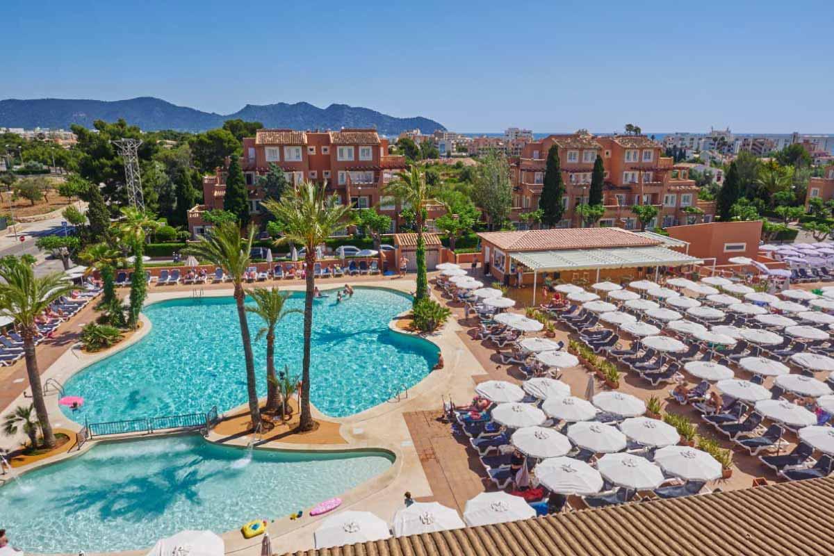 كالا مييور Aparthotel Ciudad Laurel المظهر الخارجي الصورة
