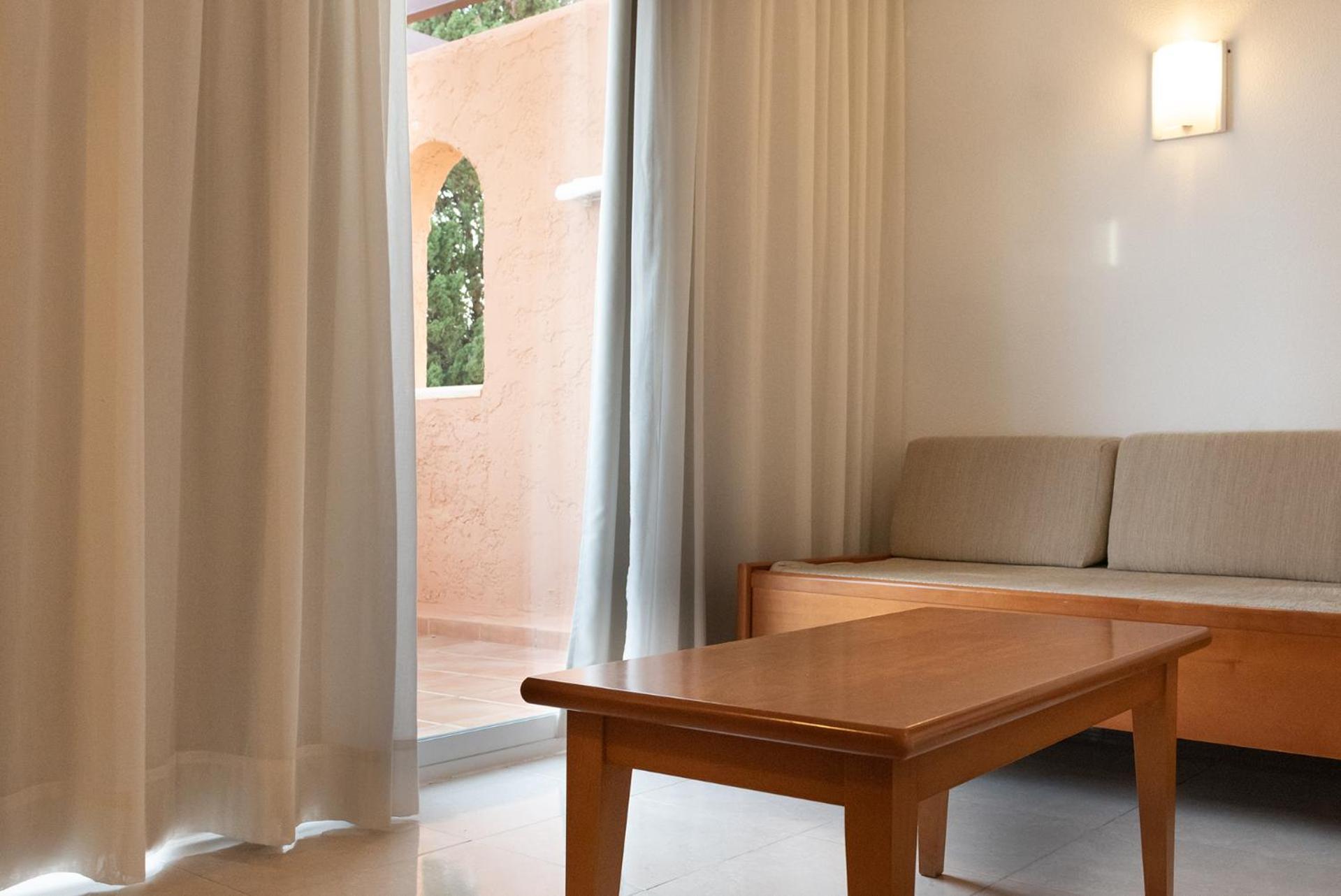 كالا مييور Aparthotel Ciudad Laurel المظهر الخارجي الصورة